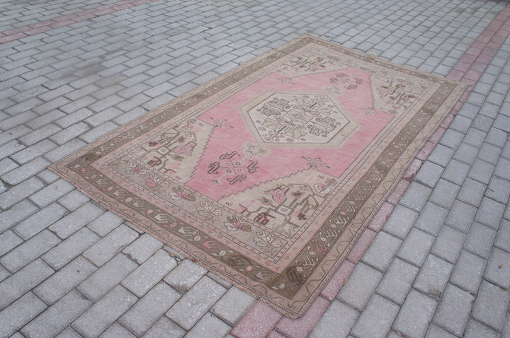 Pink Turkish Runner Rug 4' 4" x 7' 4" Hand-Knotted detail