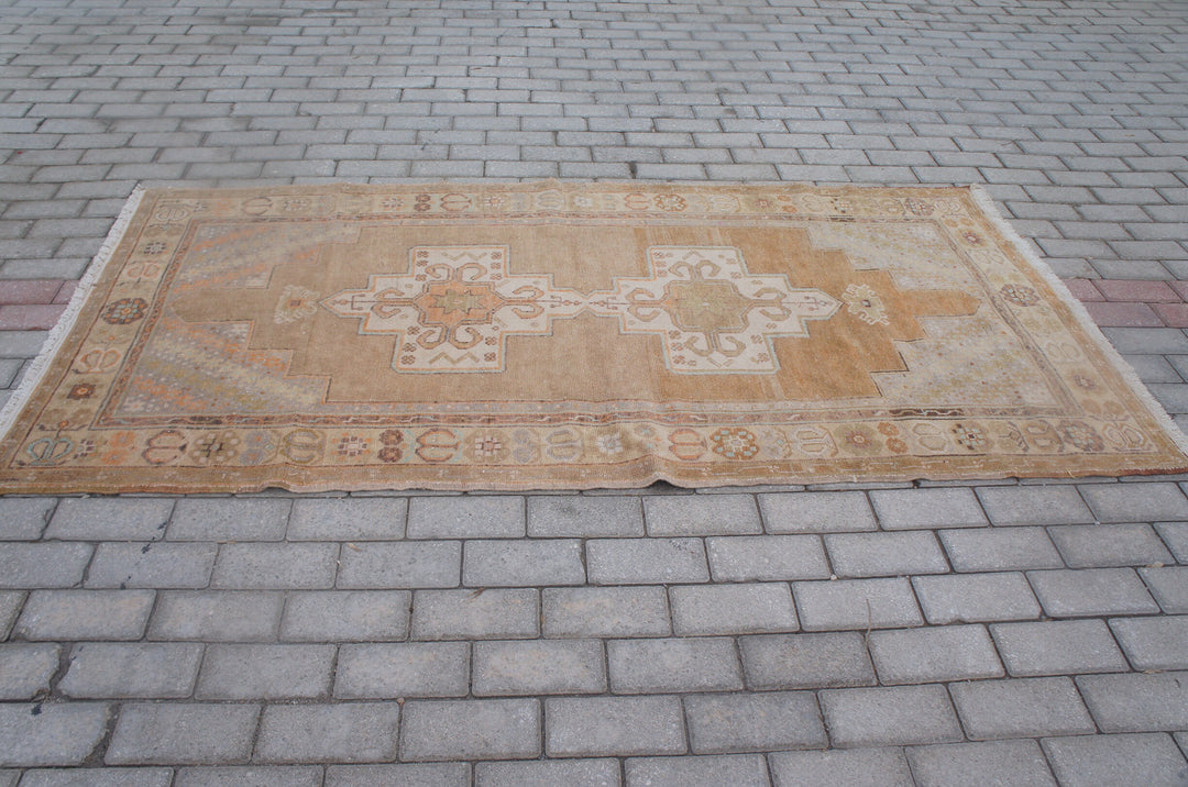 Gold Turkish Oushak Rug 2'7" x 9'10" Hand-Knotted | No. WR92924