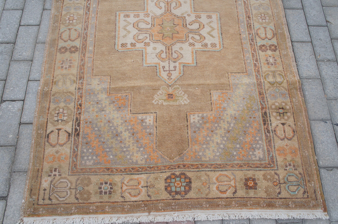 Gold Turkish Oushak Rug 2'7" x 9'10" Hand-Knotted | No. WR92924