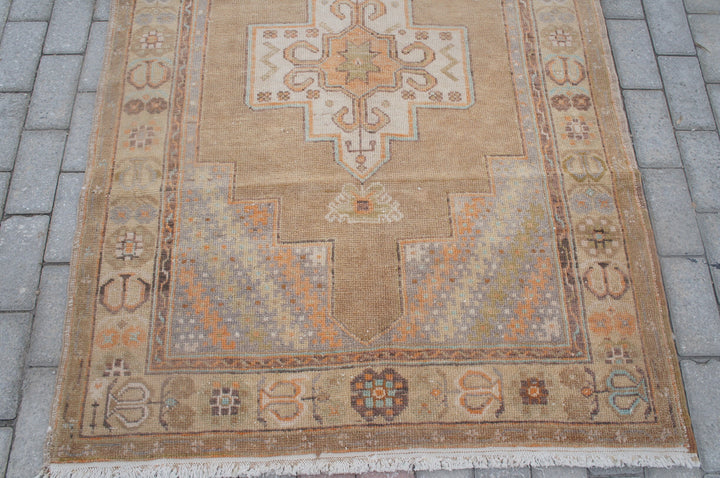 Gold Turkish Oushak Rug 2'7" x 9'10" Hand-Knotted | No. WR92924