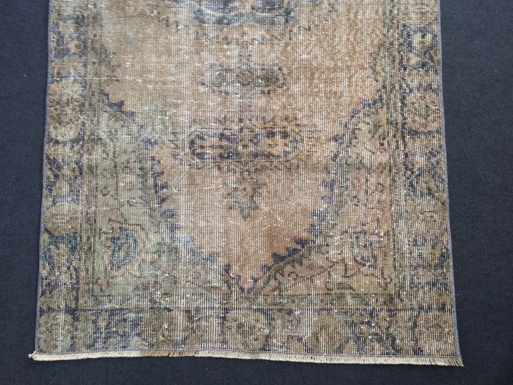 Turkish Ziegler Rug 9'10" x 13'3" Hand-Knotted field