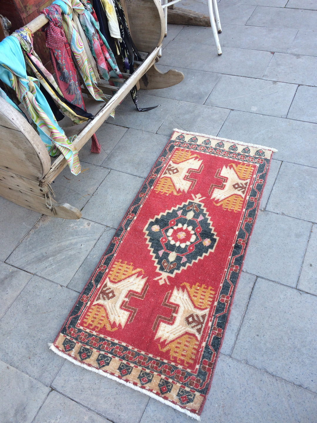 Turkish Oushak Rug 5'6" x 8'2" Hand-Knotted border