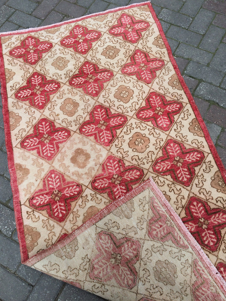 Turkish Oushak Rug 5'6" x 8'2" Hand-Knotted view 9