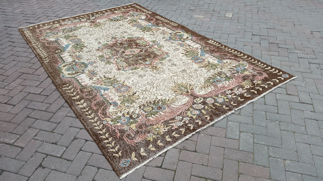 Turkish Oushak Rug 6' 7" x 10' Hand-Knotted field