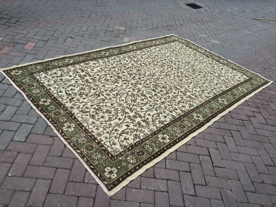 Green Turkish Runner Rug 6' x 10' Hand-Knotted | No. WR12098