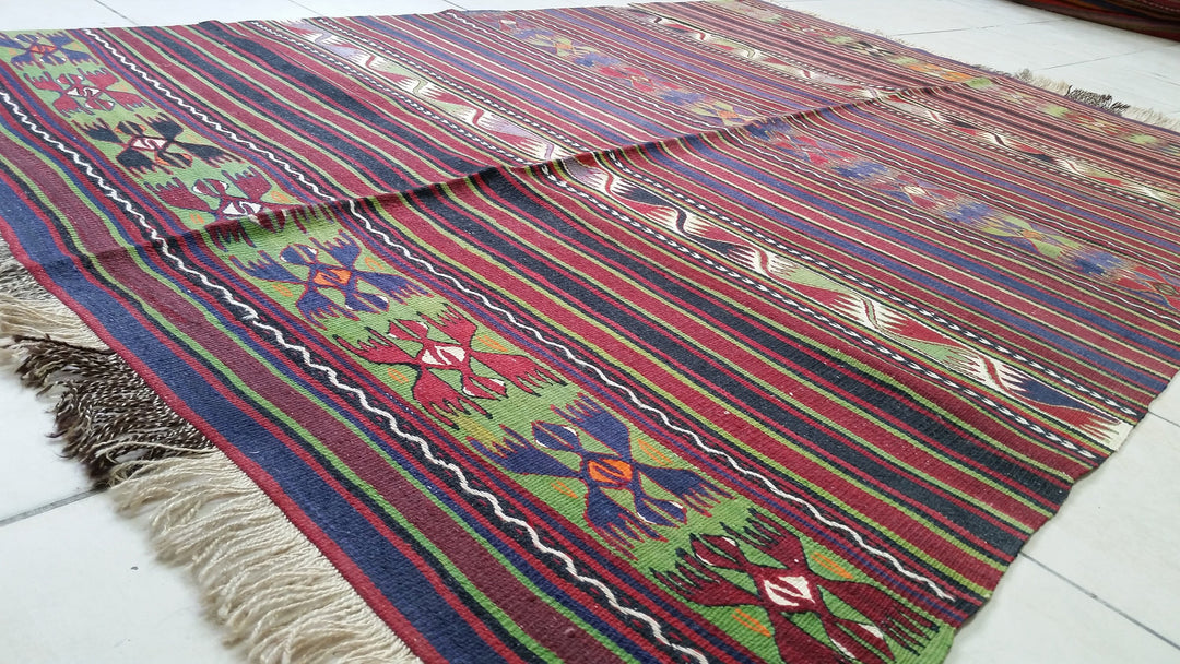 Red Turkish Oushak Runner Rug Hand-Knotted border