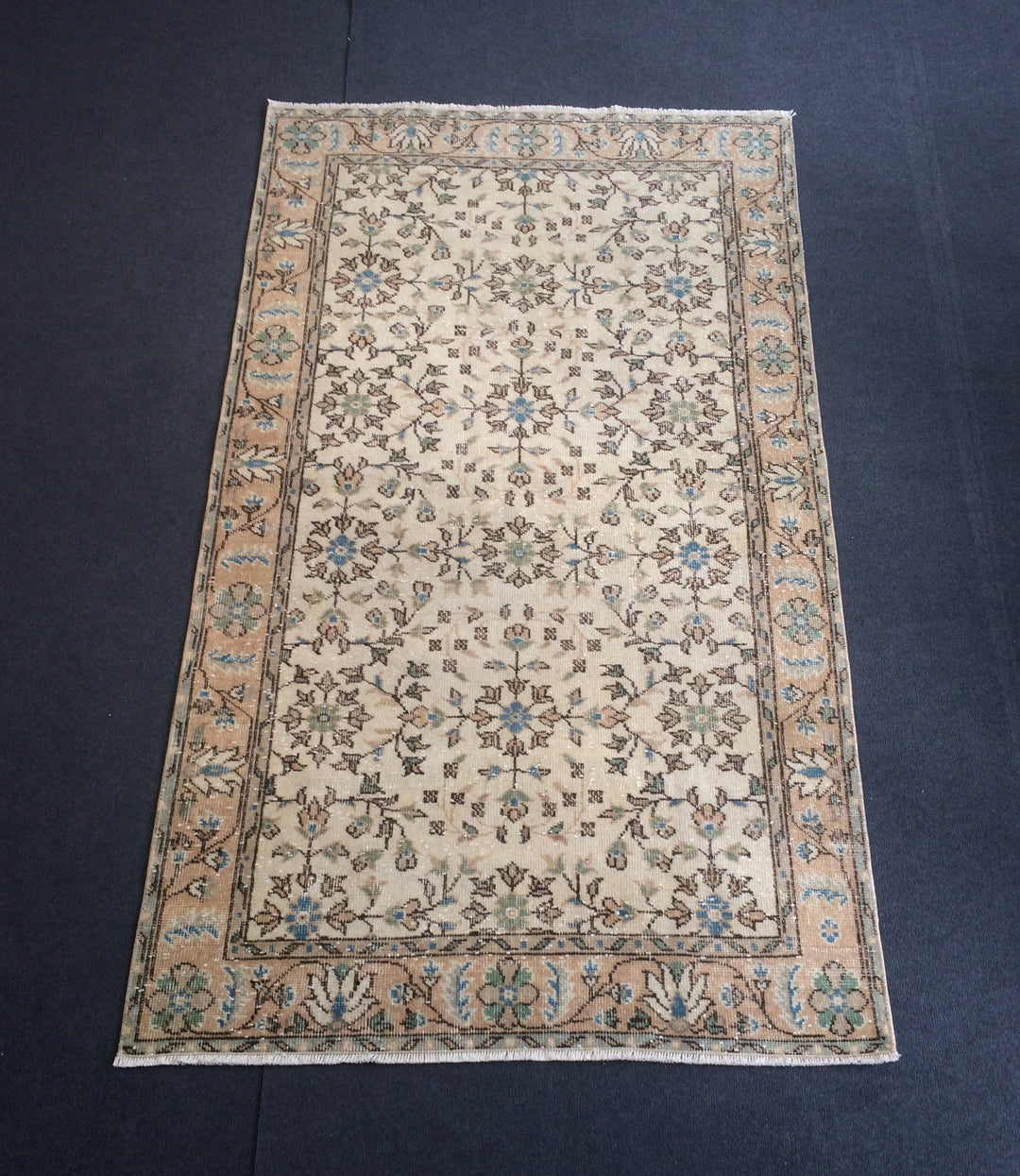 Turkish Oushak Rug Hand-Knotted