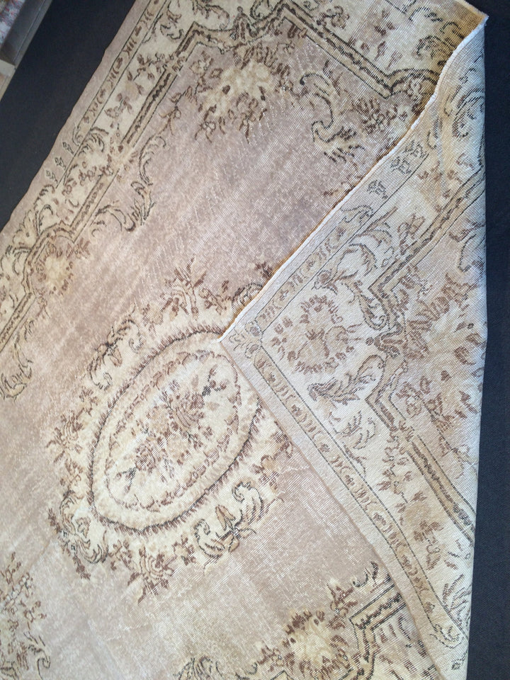Beige Turkish Runner Rug 7' 5" x 10' Hand-Knotted field