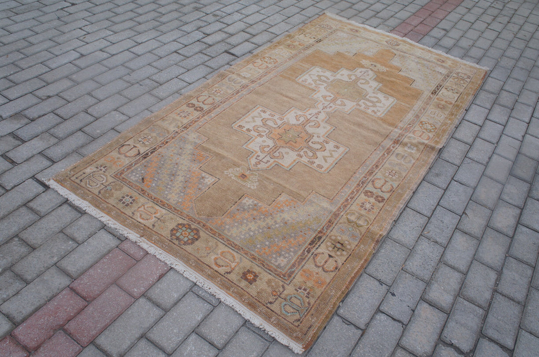 Gold Turkish Oushak Rug 2'7" x 9'10" Hand-Knotted | No. WR92924