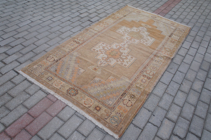 Gold Turkish Oushak Rug 2'7" x 9'10" Hand-Knotted | No. WR92924