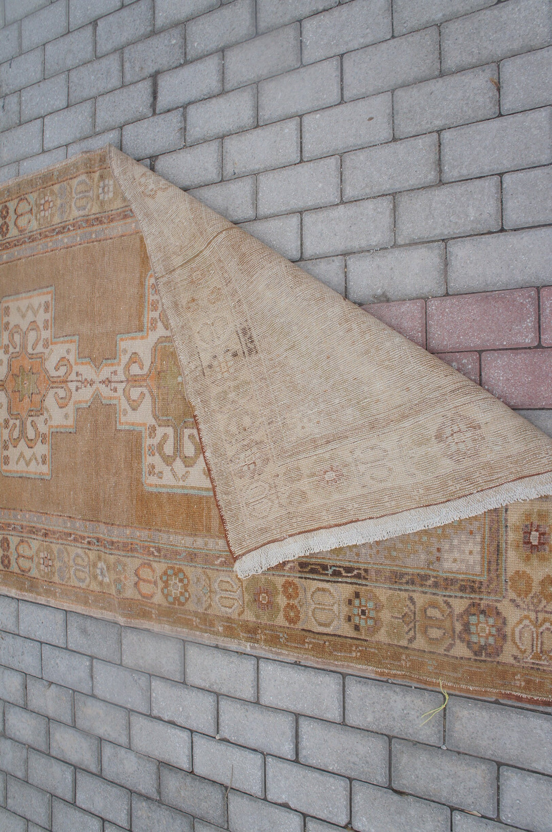 Gold Turkish Oushak Rug 2'7" x 9'10" Hand-Knotted | No. WR92924
