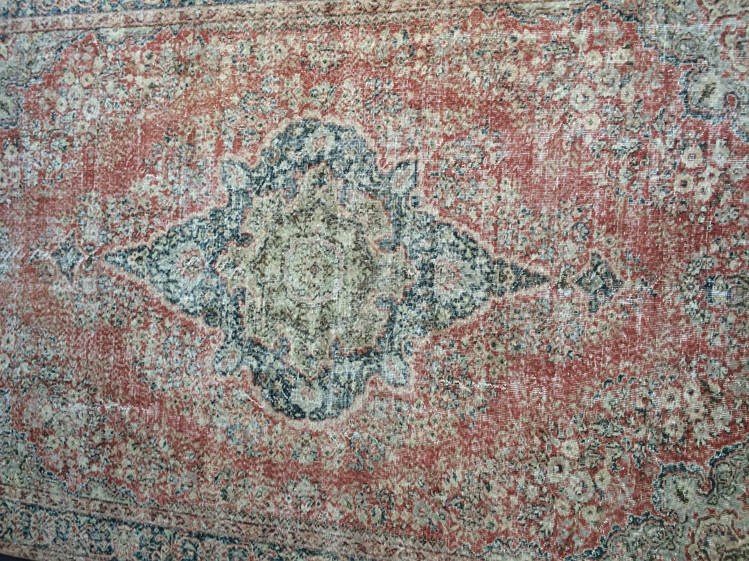 Beige Turkish Runner Rug 6' 8" x 10' Hand-Knotted detail