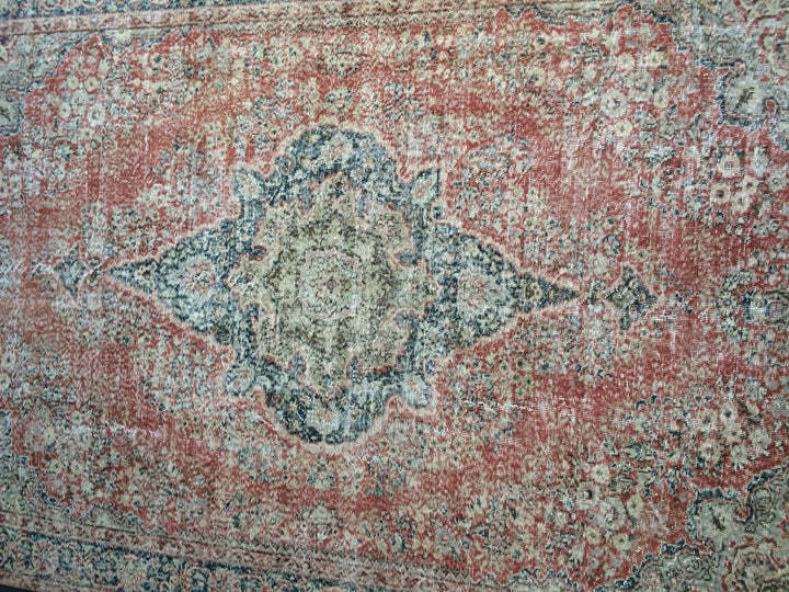 Beige Turkish Runner Rug 6' 8" x 10' Hand-Knotted detail