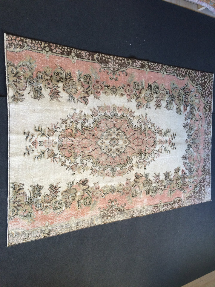 Pink Turkish Runner Rug 5' 2" x 7' 10" Hand-Knotted close-up