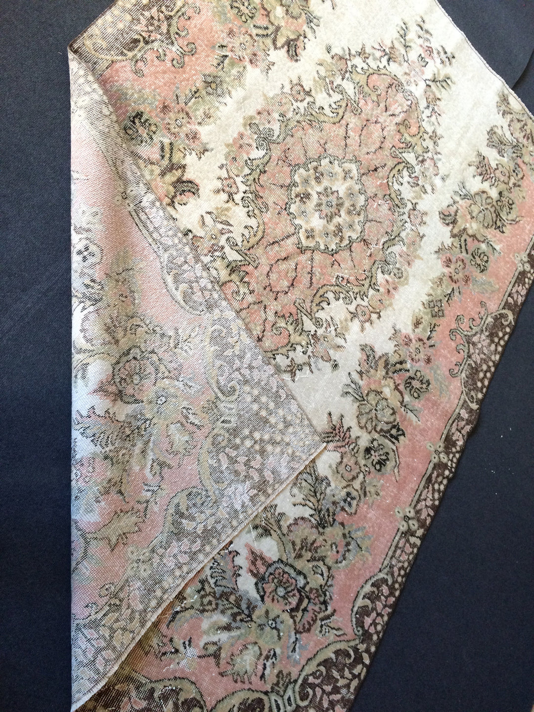 Pink Turkish Runner Rug 5' 2" x 7' 10" Hand-Knotted texture