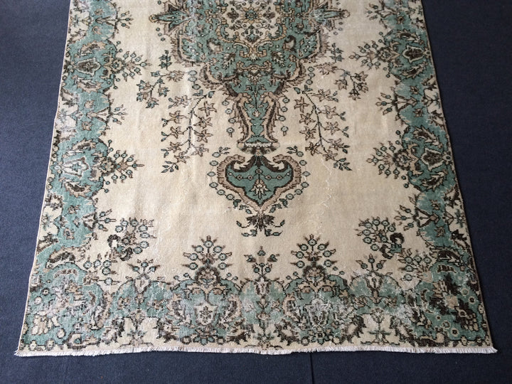 Green Turkish Oushak Rug 8'2" x 10'2" Hand-Knotted | No. WR65380