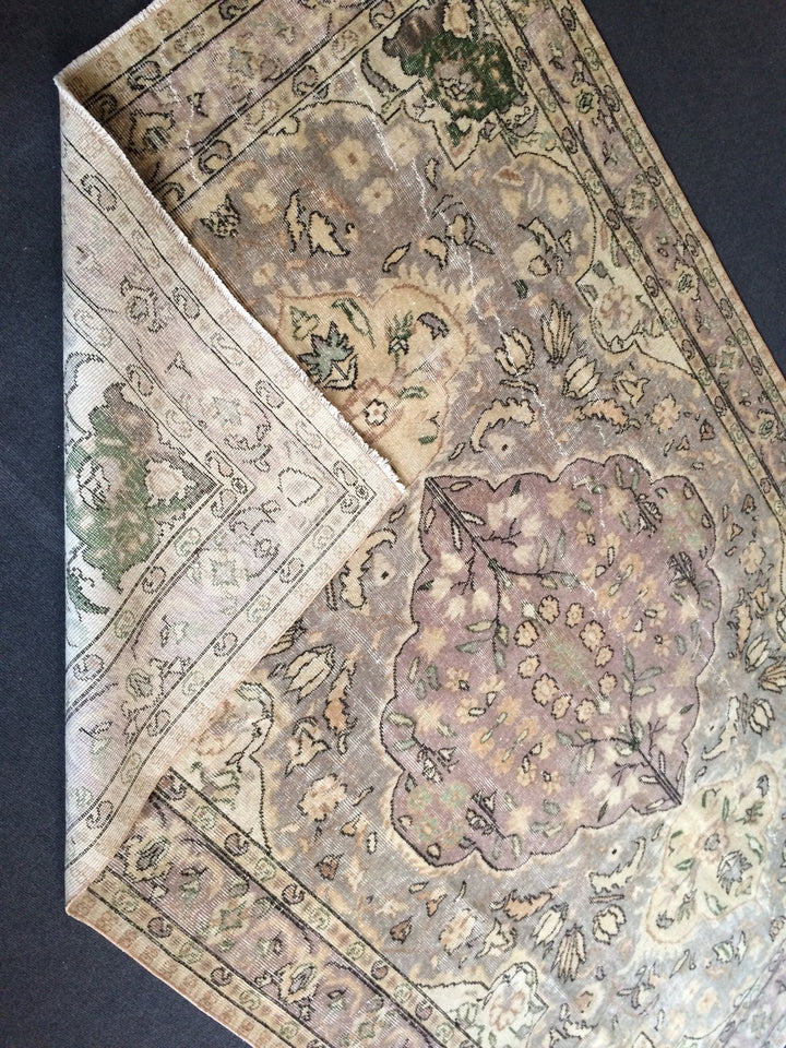 Turkish Oushak Rug 6' x 9' 6" Hand-Knotted field