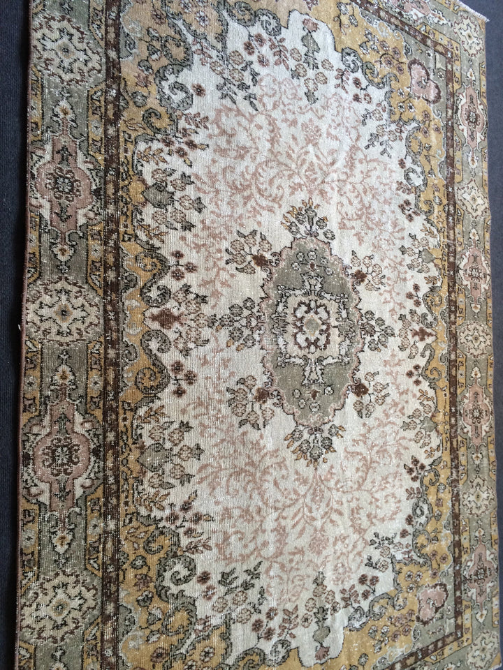 Turkish Oushak Rug 6' x 8' Hand-Knotted field