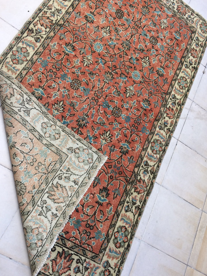 Orange Turkish Runner Rug 3' 6" x 7' Hand-Knotted border