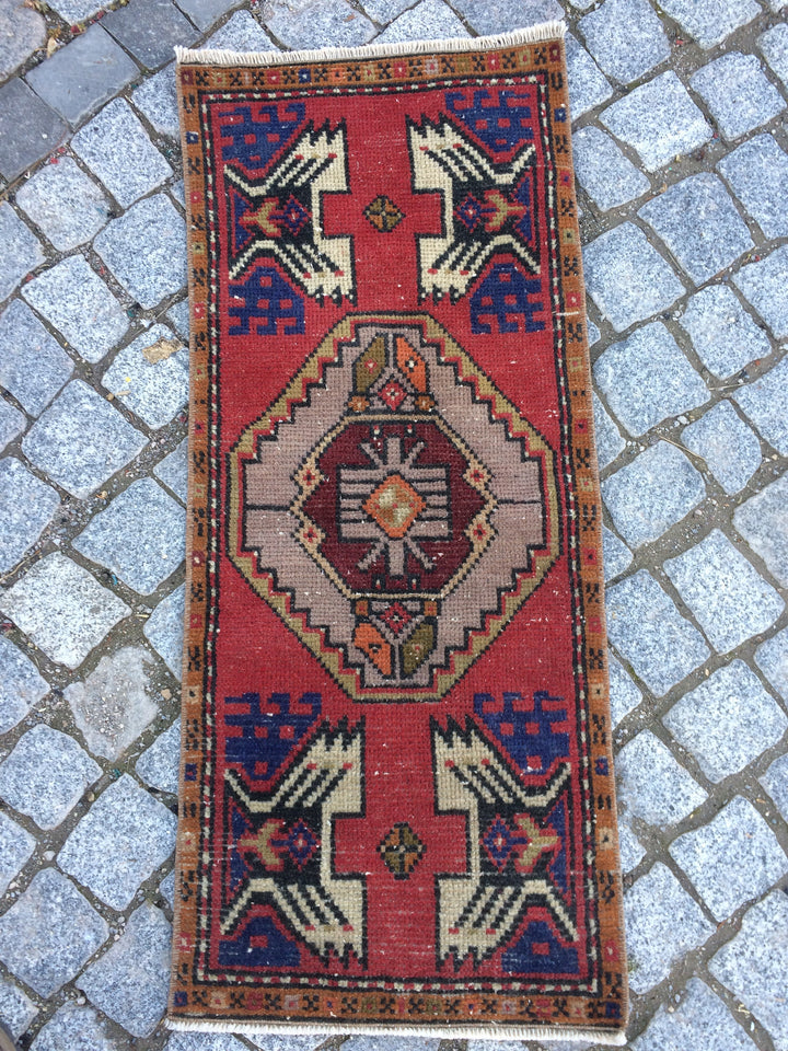Turkish Oushak Rug 5'2" x 8'3" Hand-Knotted close-up