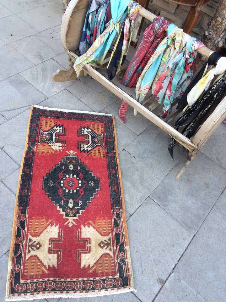 Turkish Oushak Rug Hand-Knotted pattern