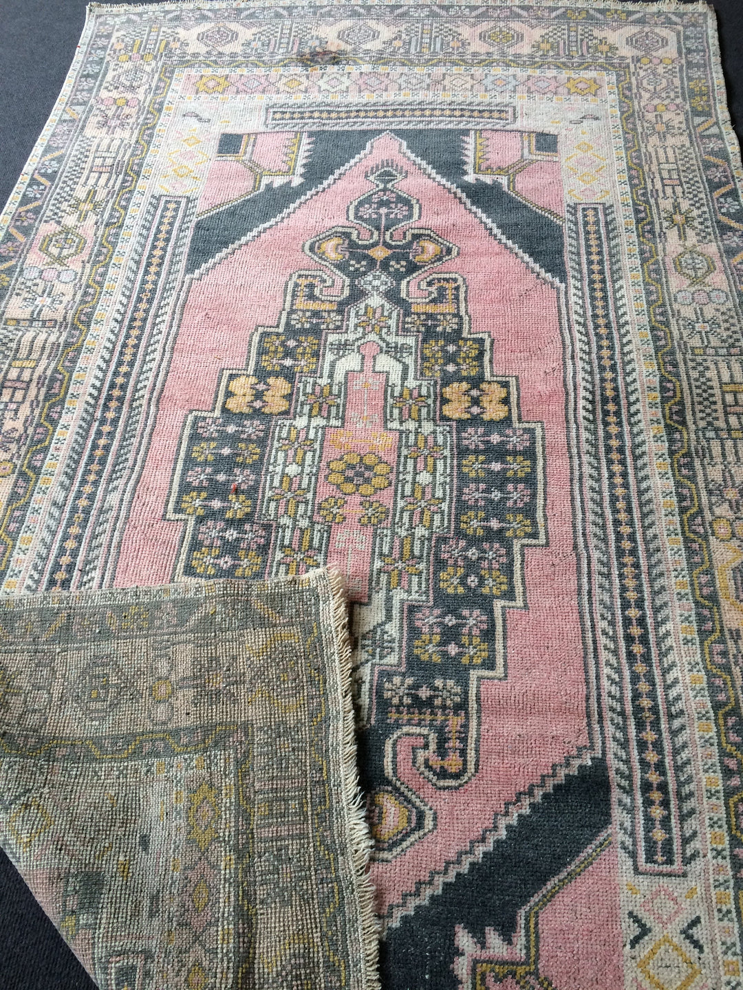 Pink Turkish Oushak Rug 4' x 6' 10" Hand-Knotted field