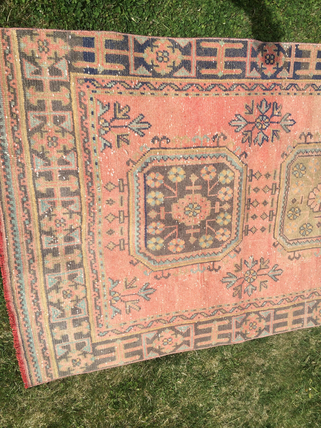 Turkish Runner Rug 4' x 11' Hand-Knotted close-up