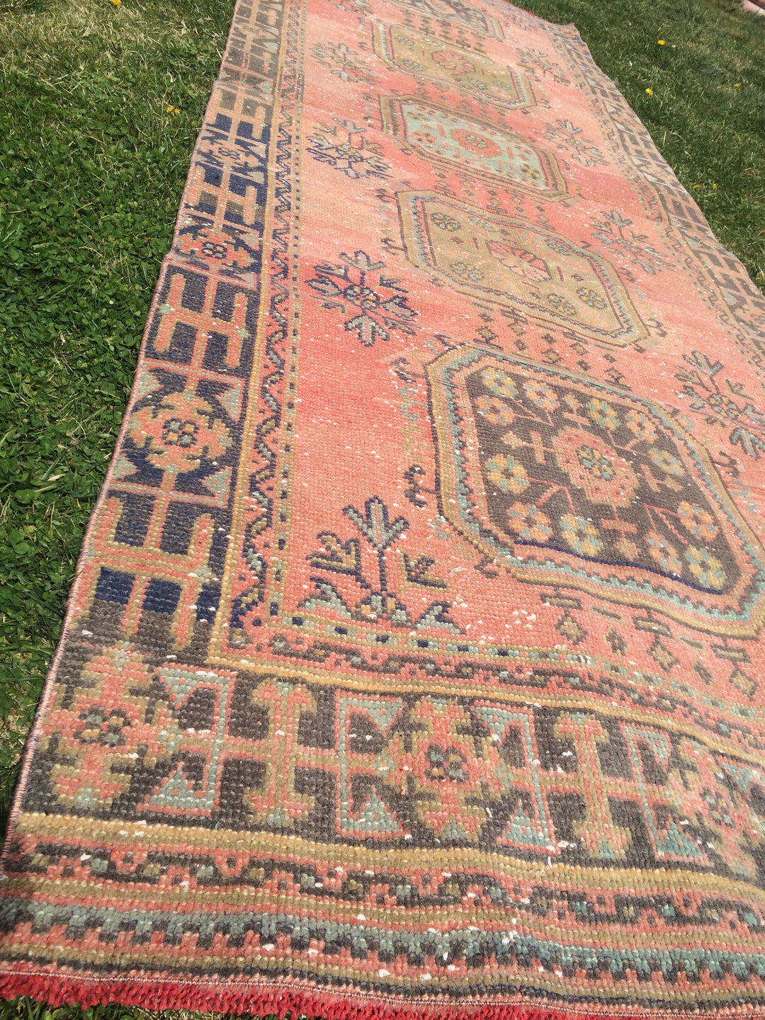 Turkish Runner Rug 4' x 11' Hand-Knotted pattern