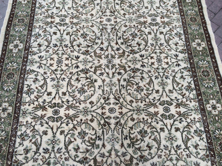 Green Turkish Runner Rug 6' x 10' Hand-Knotted | No. WR12098