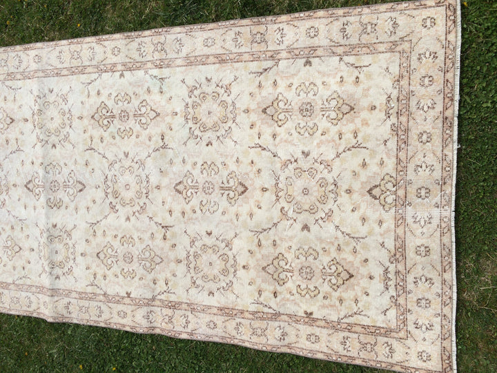 Beige Turkish Runner Rug 4' x 7' Hand-Knotted field
