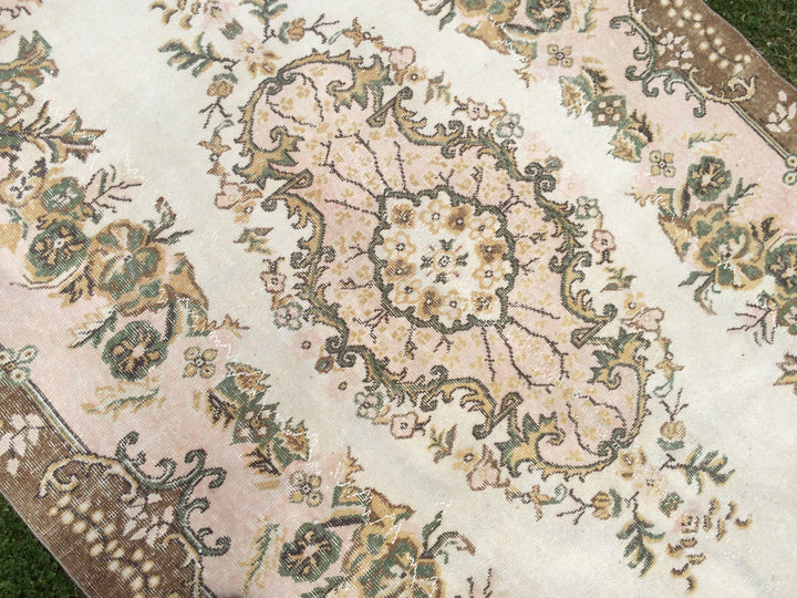 Pink Turkish Oushak Rug 5' 7" x 9' Hand-Knotted pattern