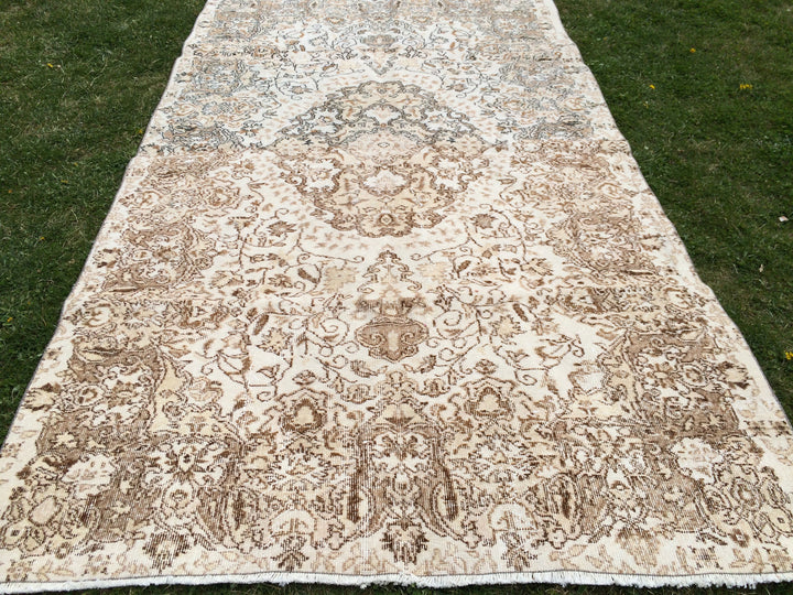 Rust Turkish Oushak Rug 5' 6" x 10' Hand-Knotted close-up