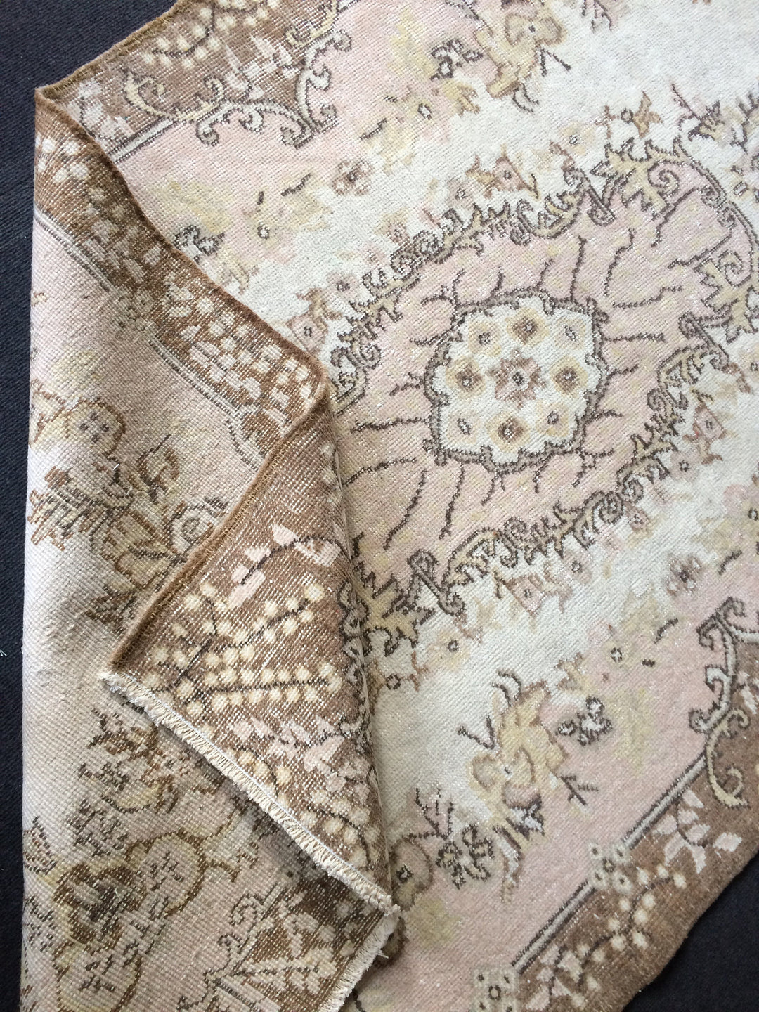 Beige Turkish Runner Rug 4' x 7' 6" Hand-Knotted texture