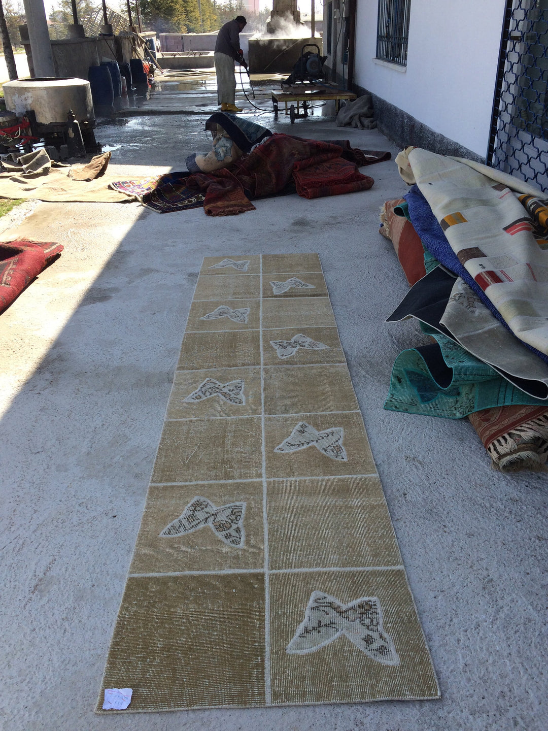 Turkish Oushak Runner Rug 2'7" x 9'10" Hand-Knotted texture