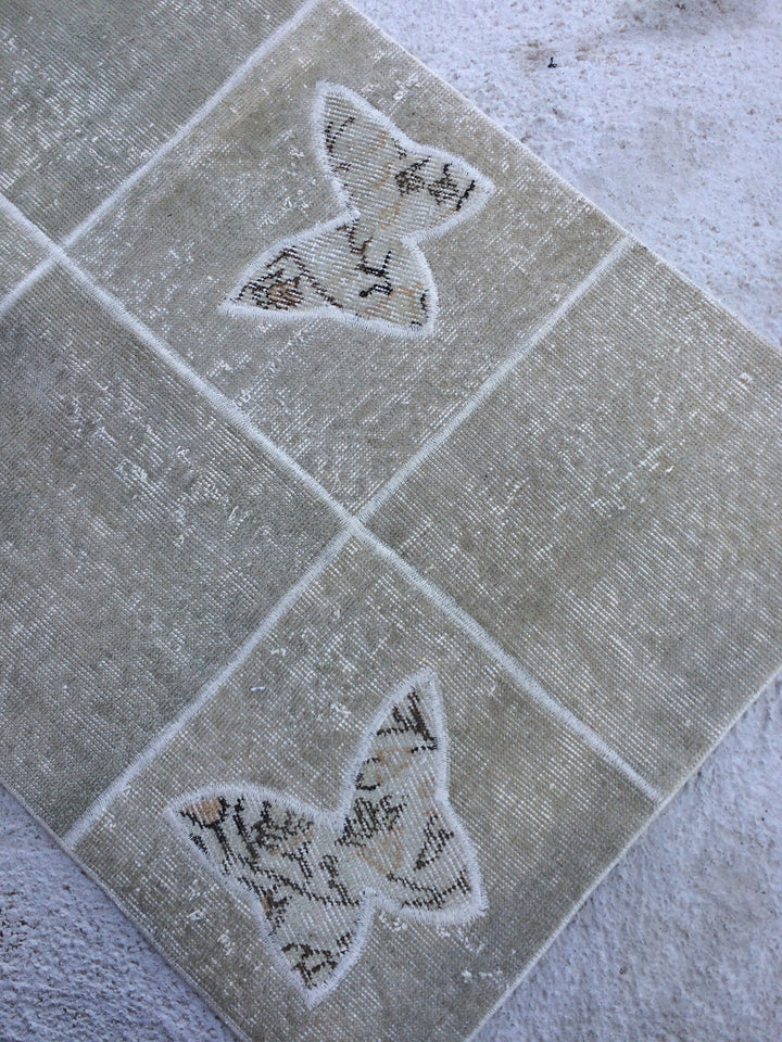 Turkish Oushak Rug 2'7" x 9'10" Hand-Knotted field