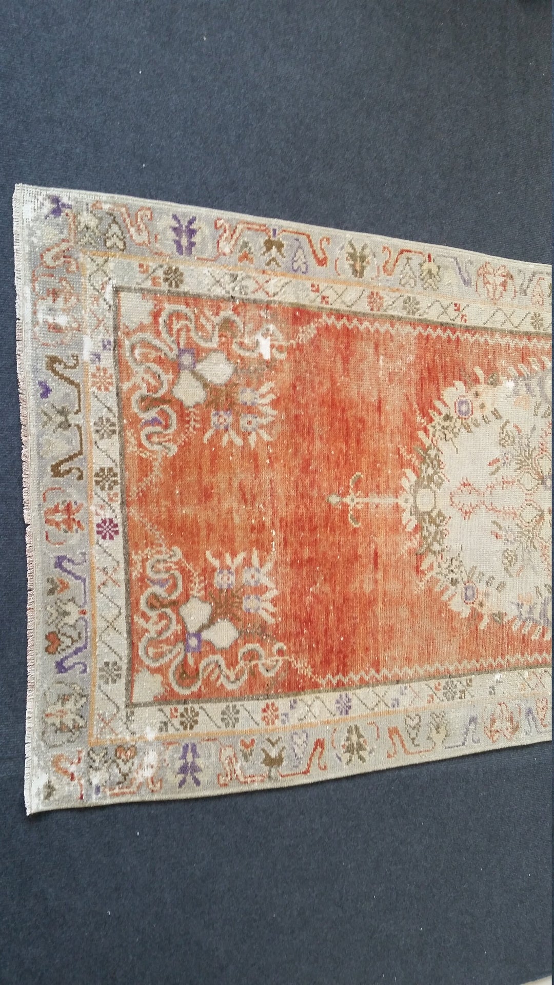 Turkish Oushak Rug Hand-Knotted close-up