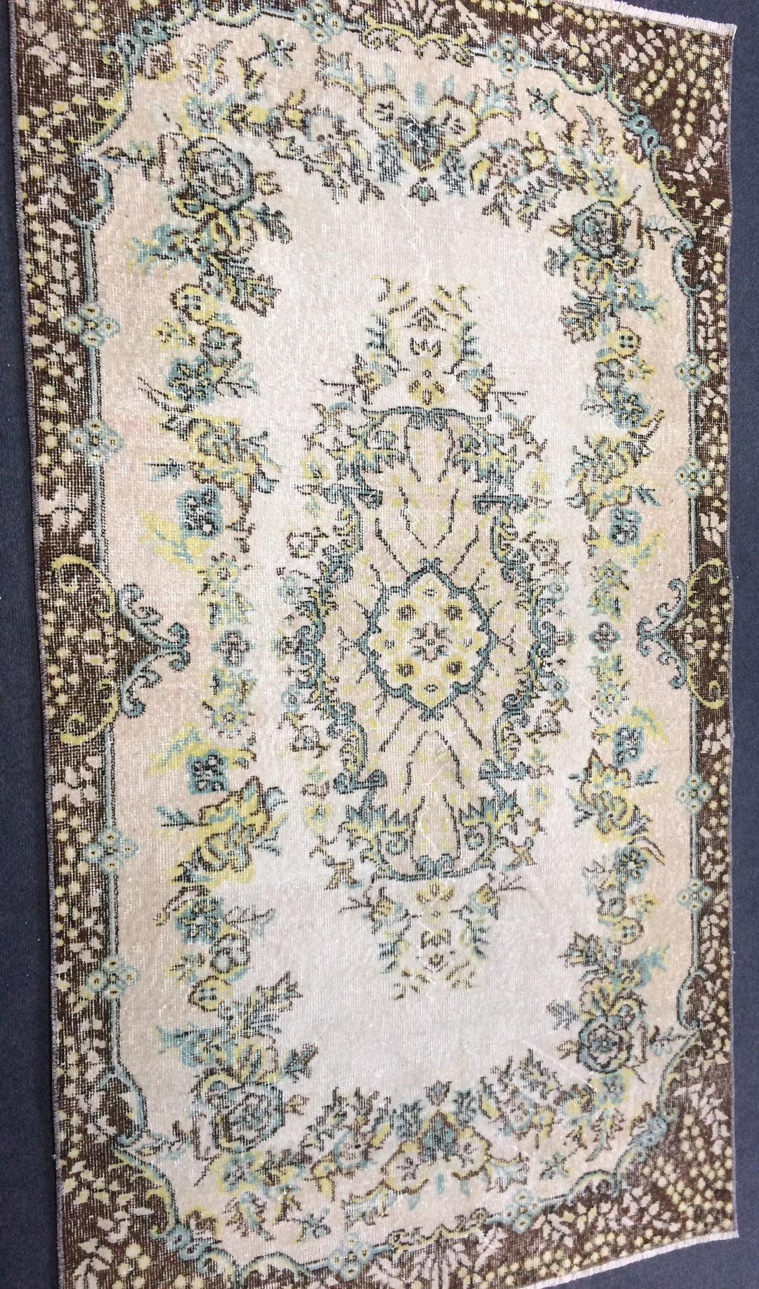 Turkish Oushak Rug 8'10" x 11'10" Hand-Knotted field