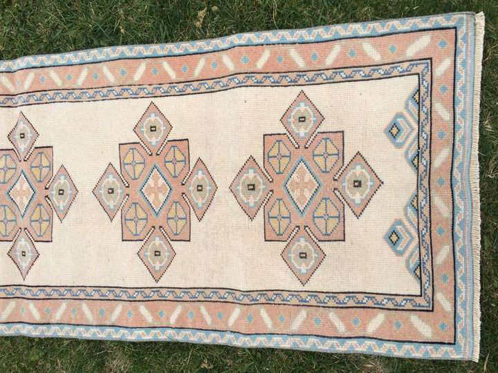 Beige Turkish Runner Rug 3' x 8' Hand-Knotted view 9