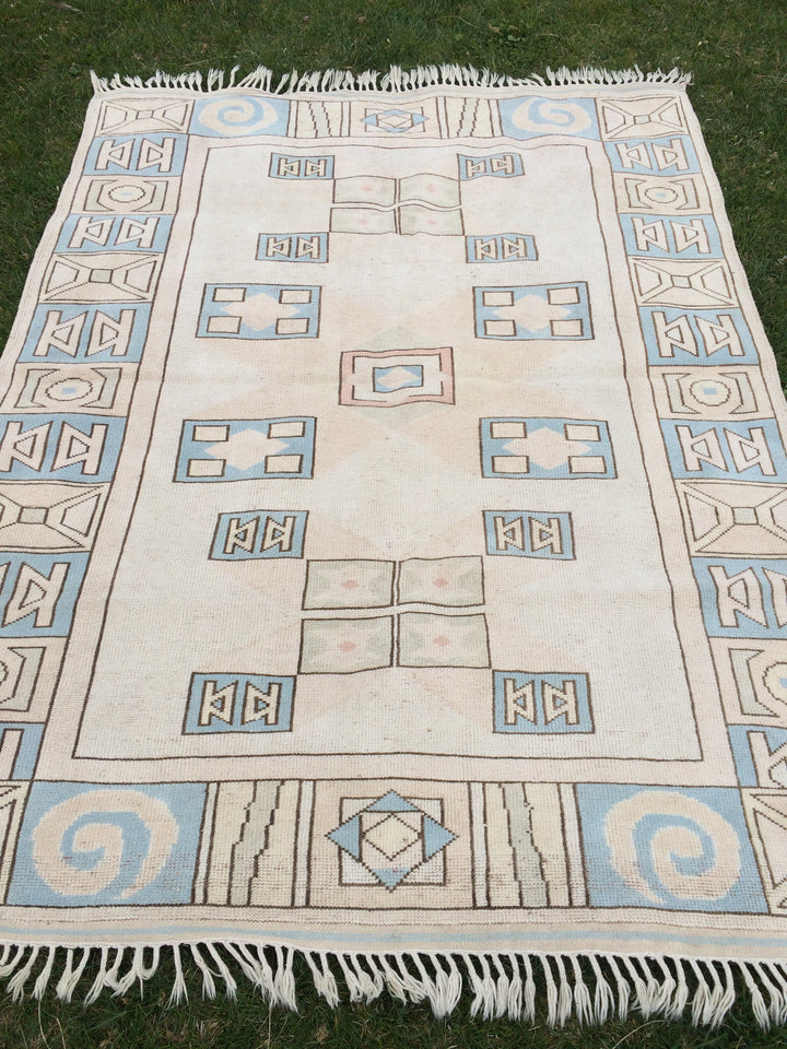 Beige Turkish Oushak Rug 5' x 8' Hand-Knotted view