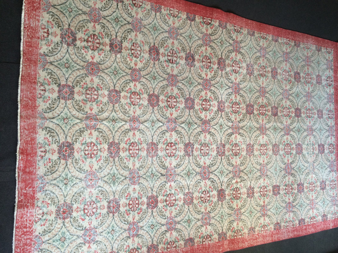 Beige Turkish Oushak Rug 7' x 10' 6" Hand-Knotted detail