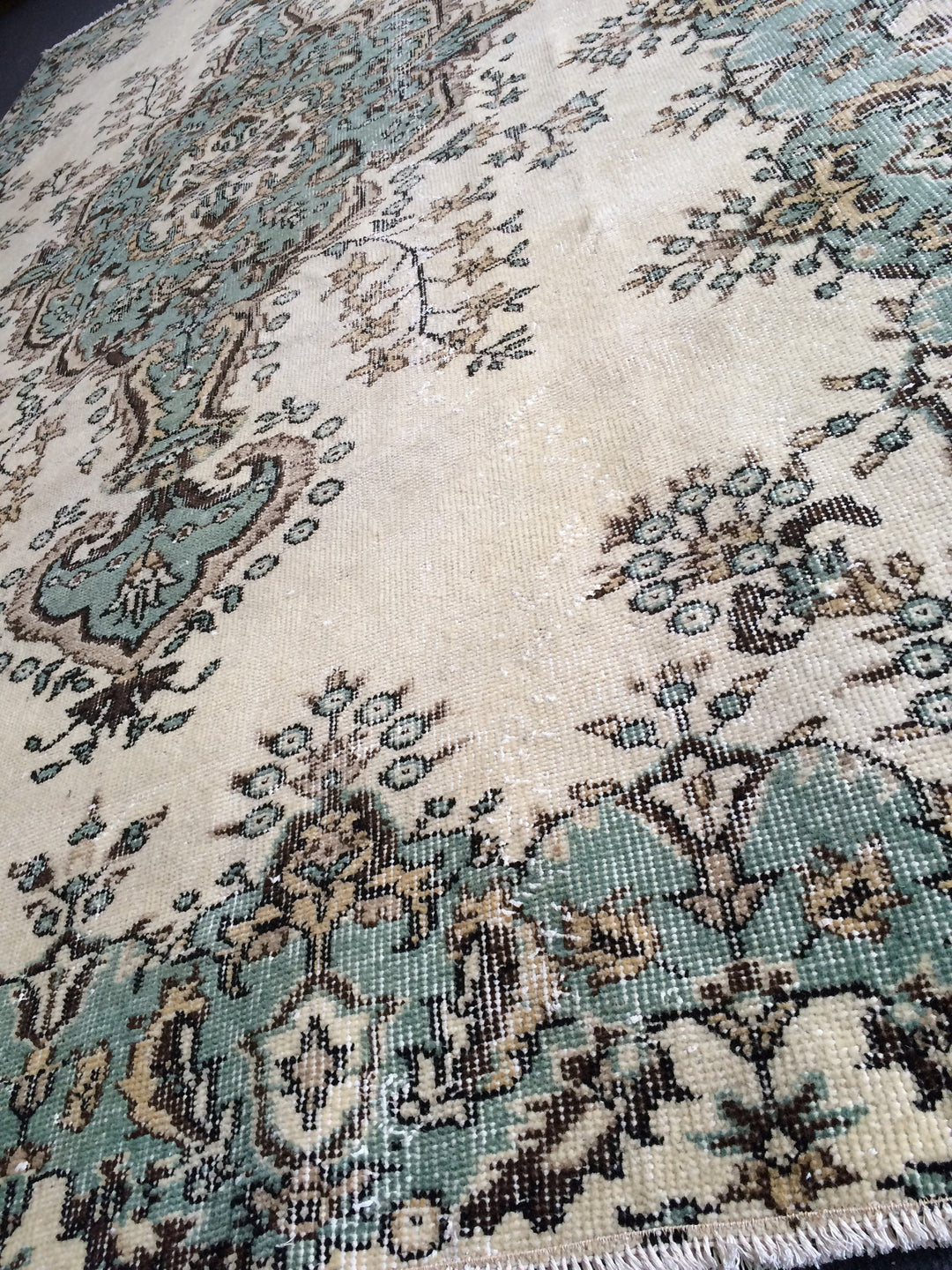 Green Turkish Oushak Rug 8'2" x 10'2" Hand-Knotted | No. WR65380