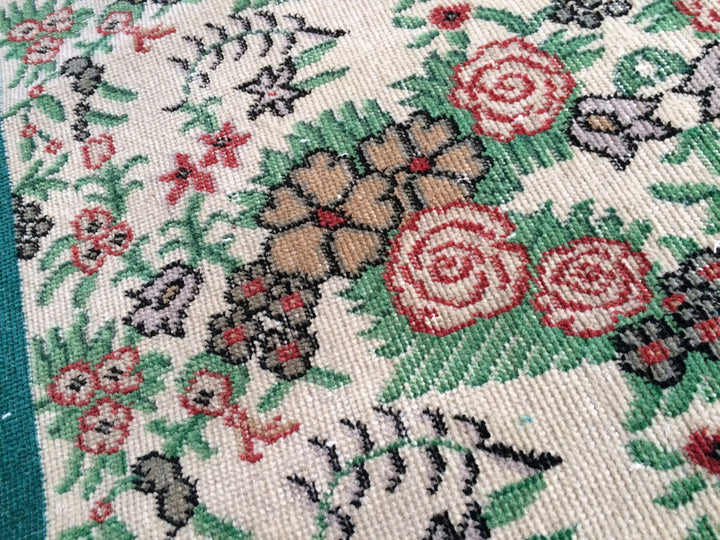 Green Turkish Oushak Rug 4' x 7' Hand-Knotted | No. WR97668