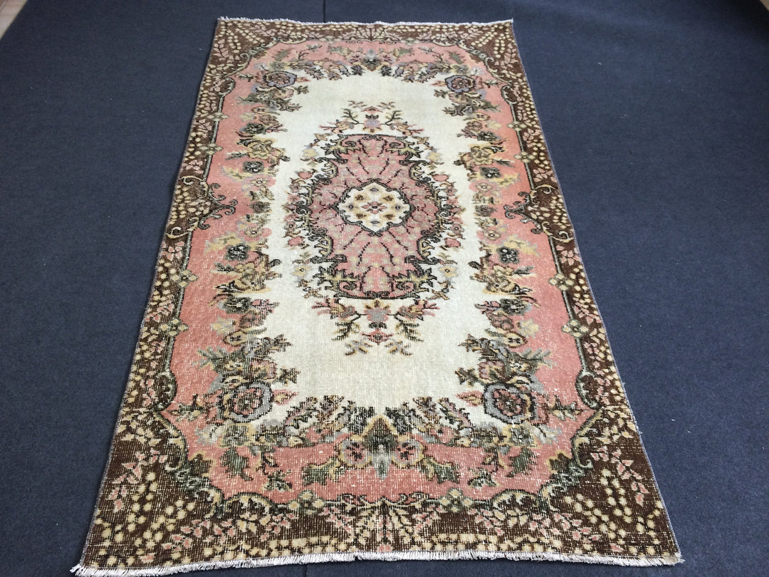 Pink Turkish Oushak Rug 4' x 7' Hand-Knotted detail