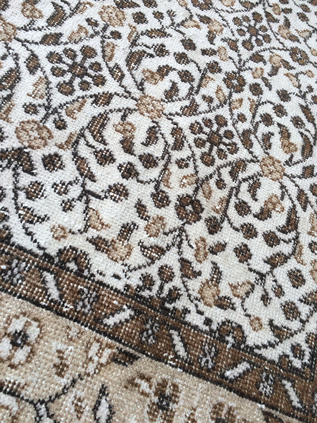 Rust Turkish Oushak Rug Hand-Knotted texture