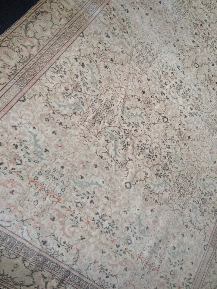 Rust Turkish Oushak Rug 6' x 9' 4" Hand-Knotted texture
