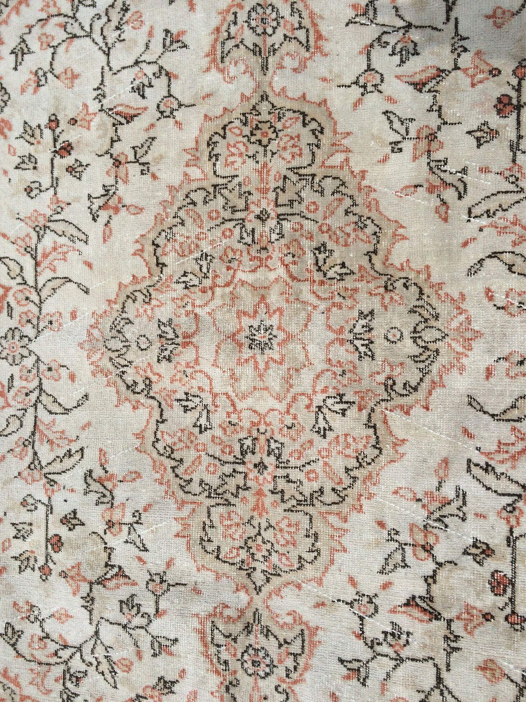 Beige Turkish Runner Rug 6' x 10' Hand-Knotted pattern