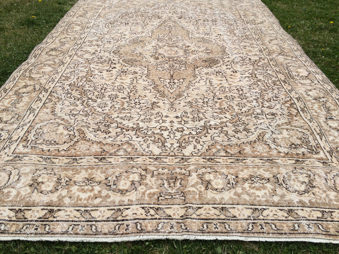 Beige Turkish Runner Rug 6' 4" x 9' 6" Hand-Knotted close-up