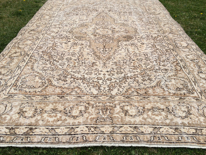 Beige Turkish Runner Rug 6' 4" x 9' 6" Hand-Knotted close-up