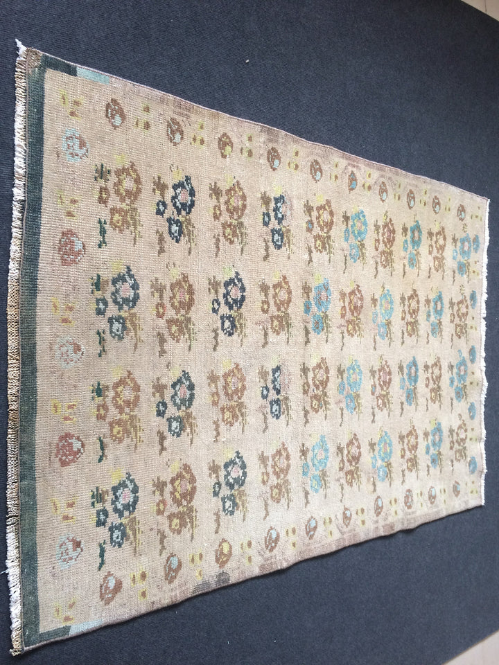 Rust Turkish Oushak Rug Hand-Knotted field