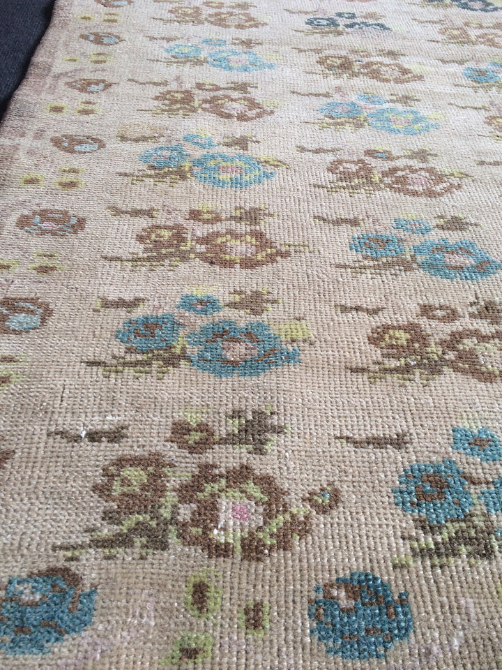 Rust Turkish Oushak Rug Hand-Knotted reverse